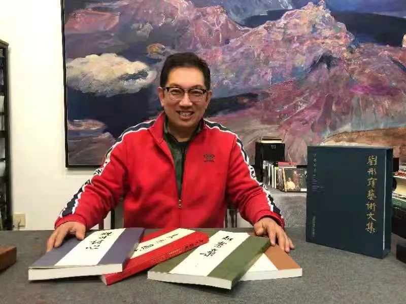 爱心捐赠 传递书香——吉林省著名书法家刘彤宝先生图书捐赠仪式在长春市图书馆举行